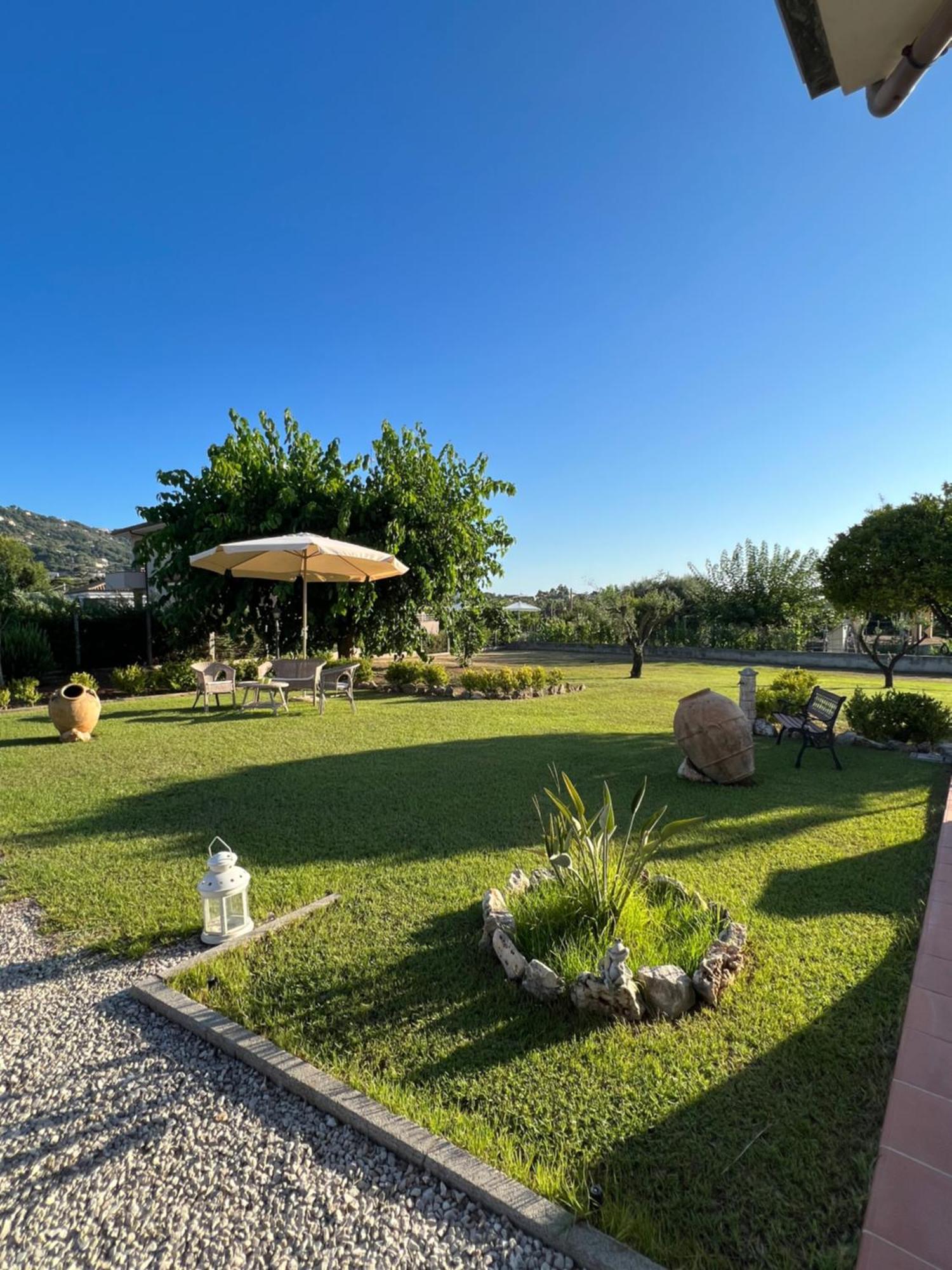 Apartamento A Casa Di Ale Santa Maria di Castellabate Exterior foto